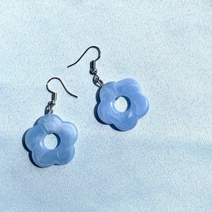 ❀ new handmade marble blue flower earrings ❀